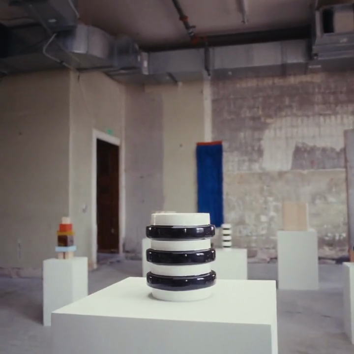 IKEA: studio product scenes, home accessories and close-ups.